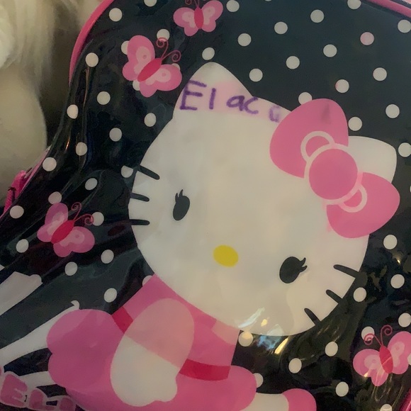 Hello kitty backpack - Picture 2 of 4